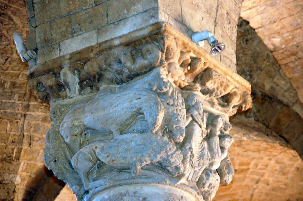 Capitelli