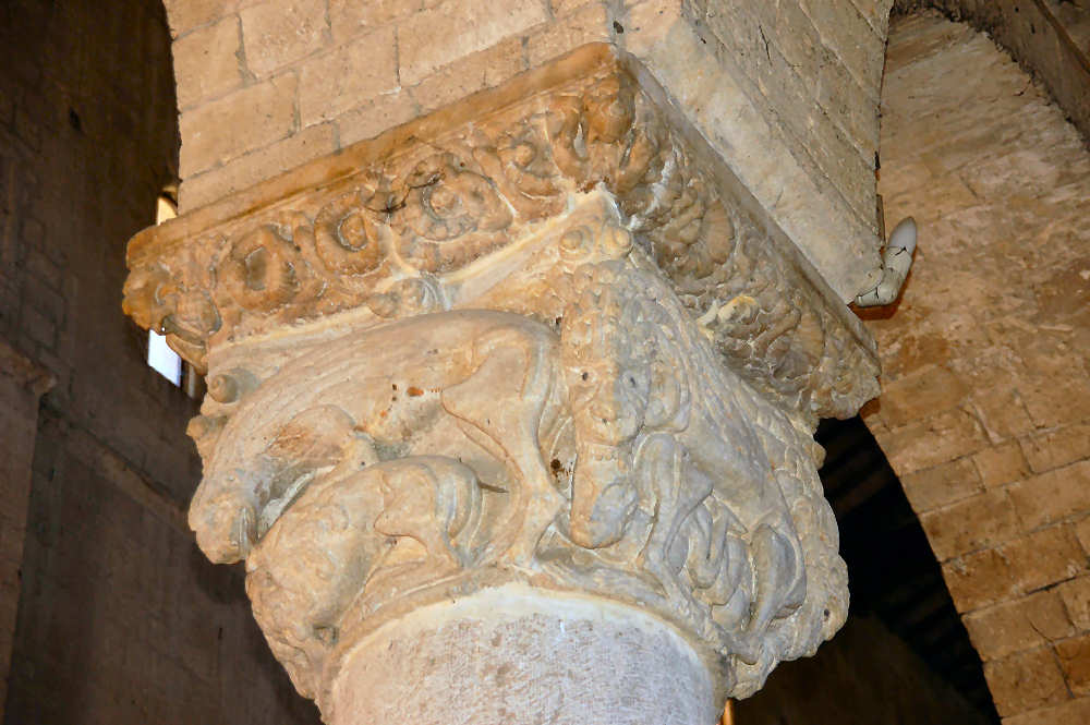 Capitelli