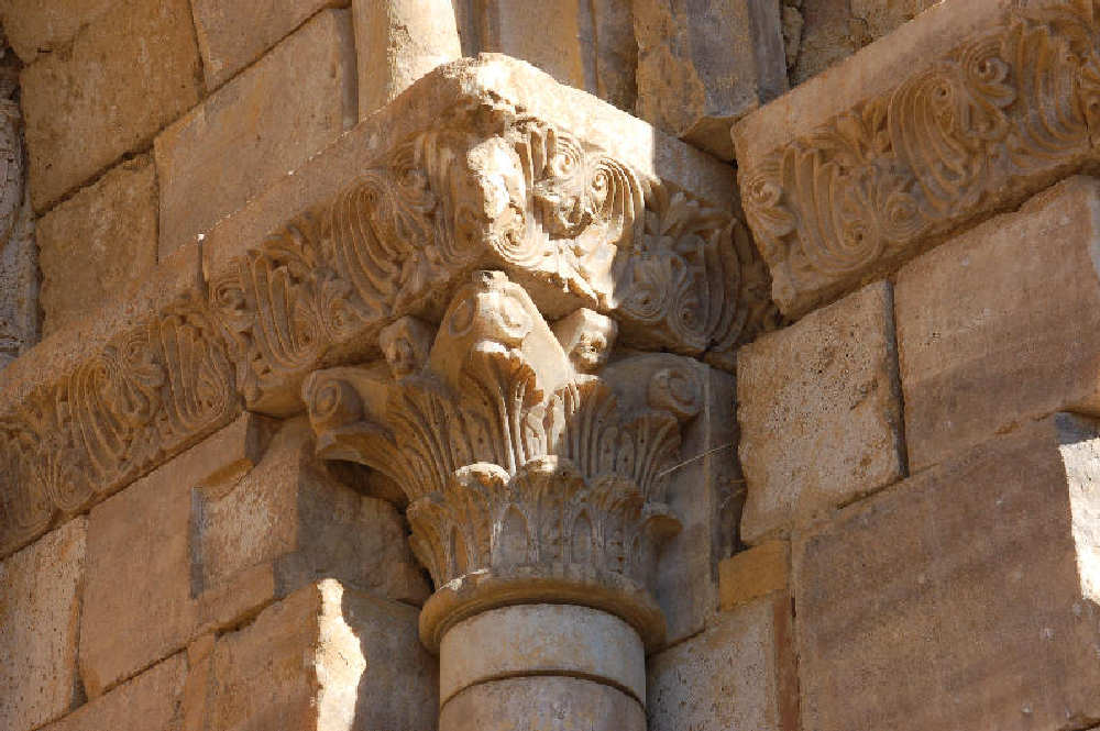 Ingresso all'abbazia Sant'Antimo