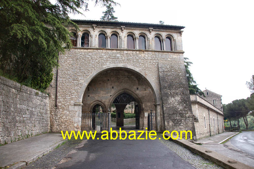 Abbazia di Casamari - ingresso