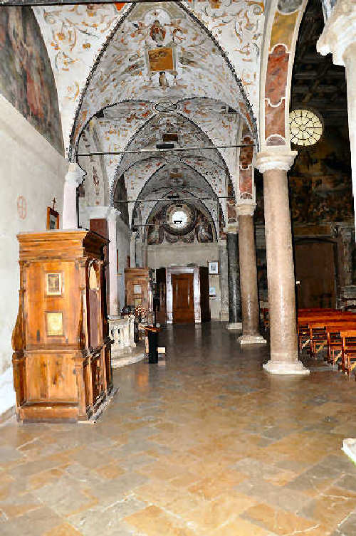 La navata sinistra