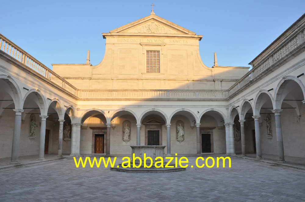 Chiostro dei Benefattori